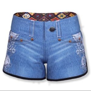 INKnBURN Women’s Boho Lace Shorts Size 2